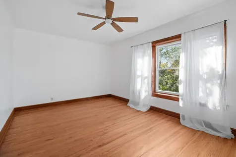 1424 East Hyde Park Boulevard Chicago IL 60615
