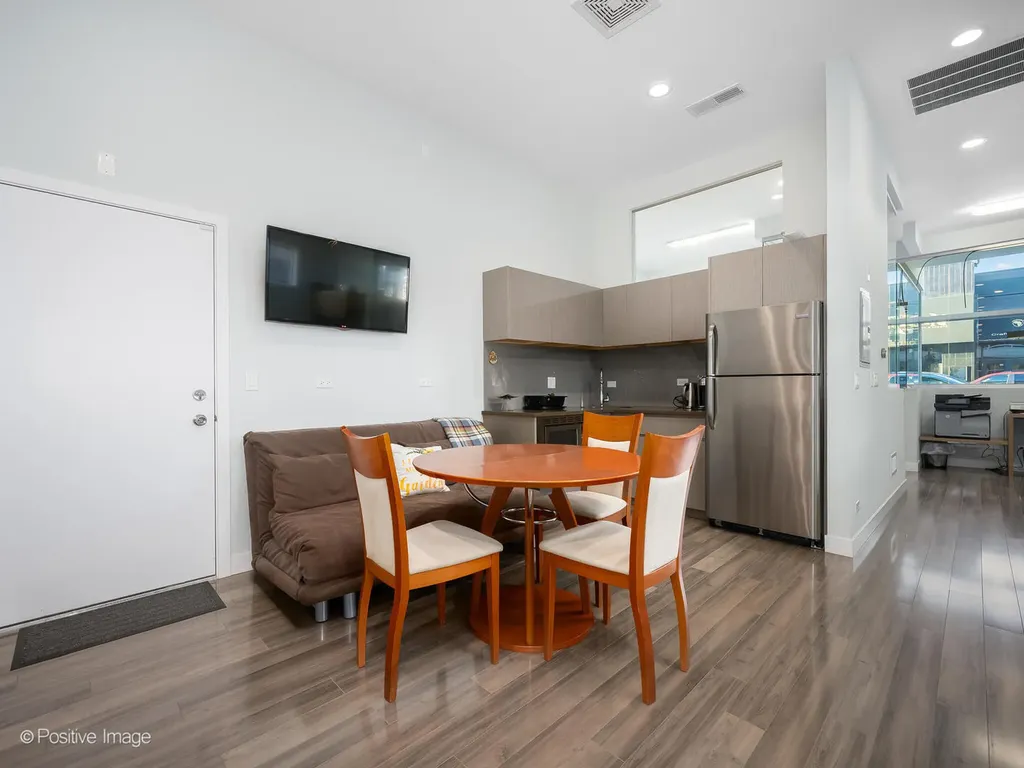 2015 West Armitage Avenue Chicago IL 60647
