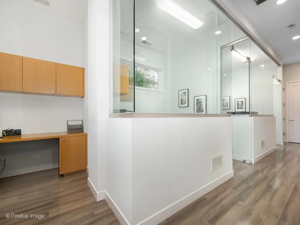 2015 West Armitage Avenue Chicago IL 60647