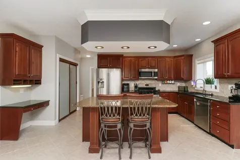 3 Pebblebrook Court Bloomington IL 61705
