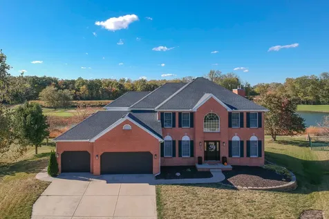 3 Pebblebrook Court Bloomington IL 61705