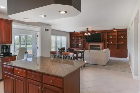 3 Pebblebrook Court Bloomington IL 61705