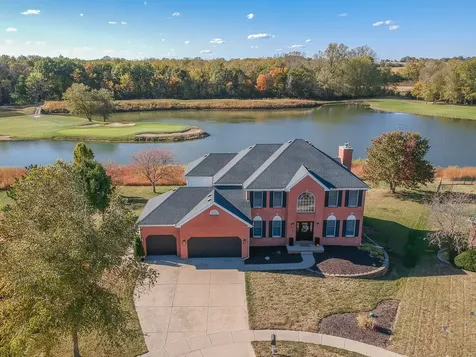 3 Pebblebrook Court Bloomington IL 61705