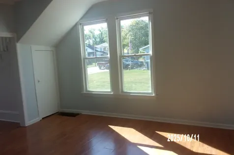 466 East Cherry Street Watseka IL 60970