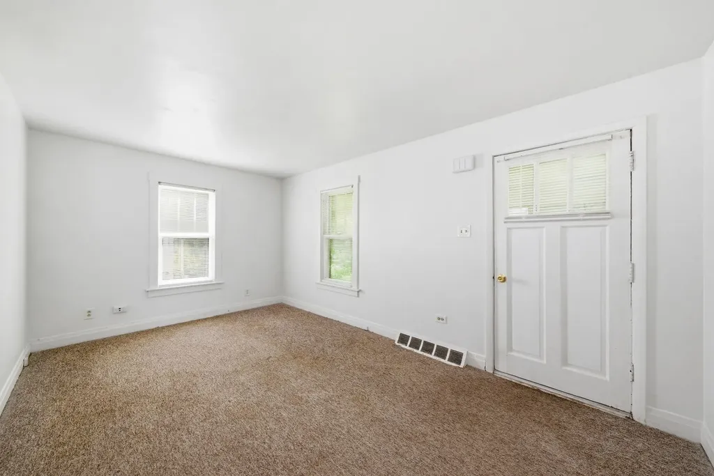 127 South Lincoln Street Westmont IL 60559