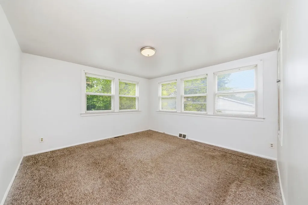 127 South Lincoln Street Westmont IL 60559