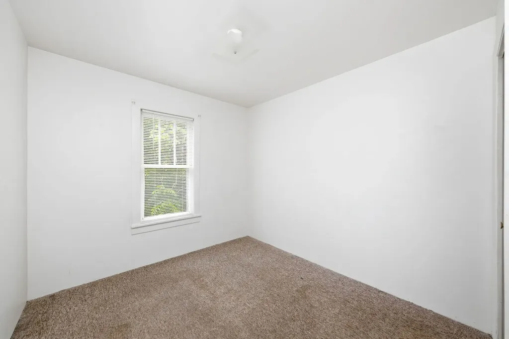 127 South Lincoln Street Westmont IL 60559