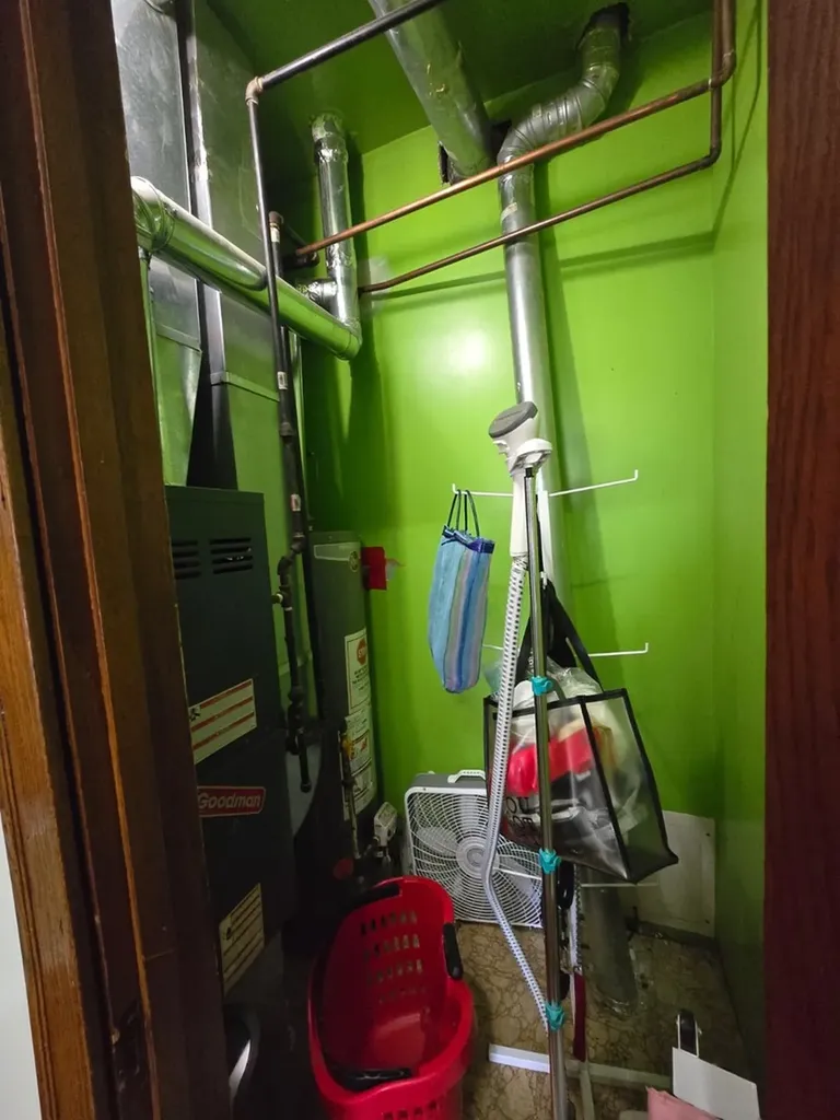 6243 South Wood Street Chicago IL 60636