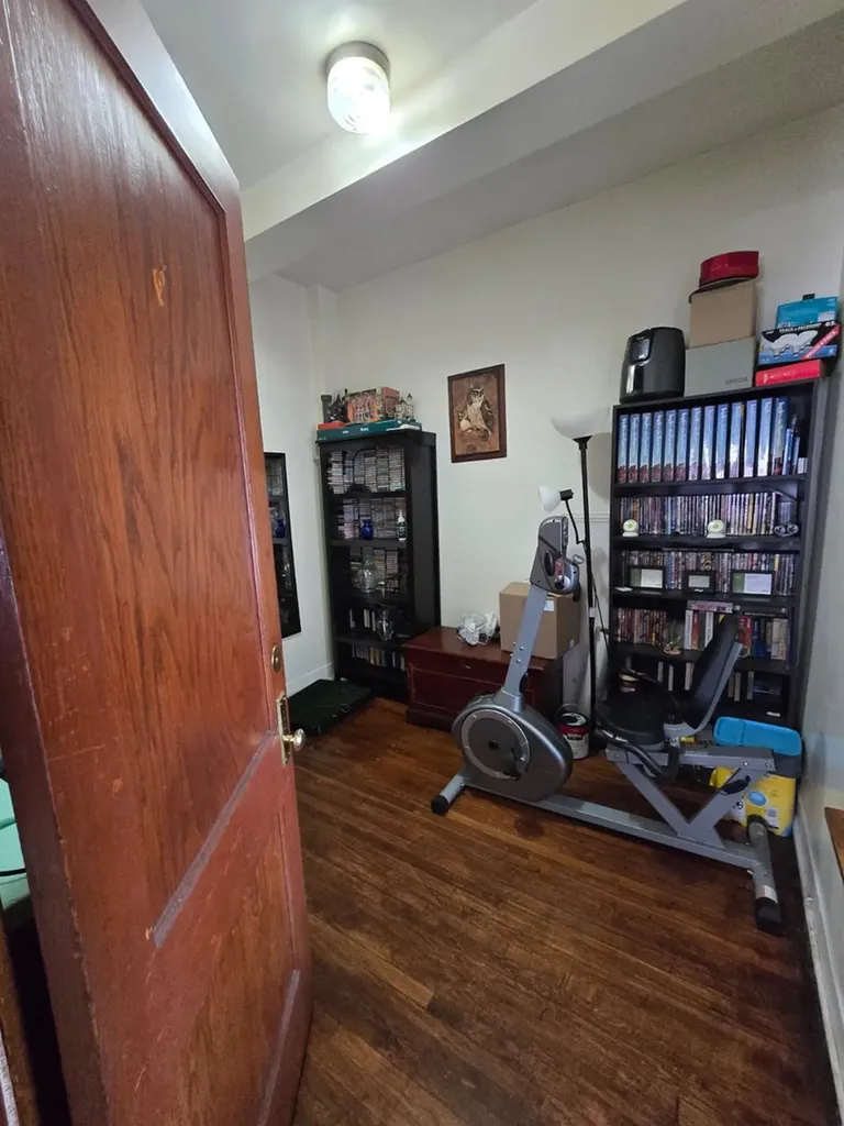 6243 South Wood Street Chicago IL 60636