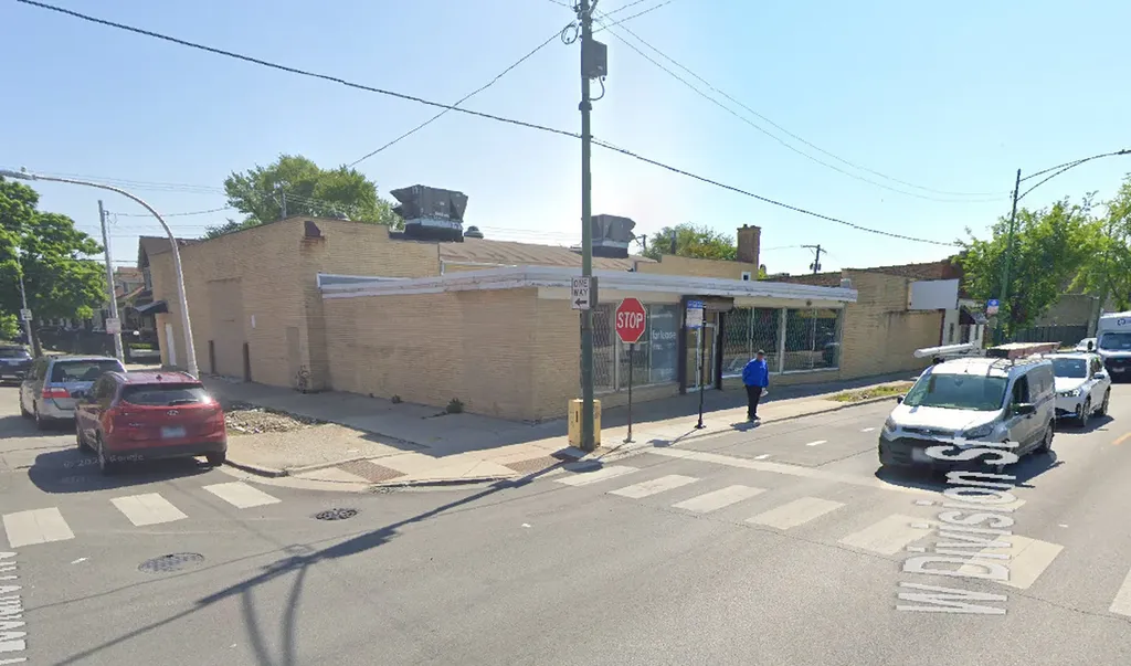 5101 West Division Street Chicago IL 60651