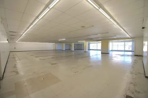 5101 West Division Street Chicago IL 60651