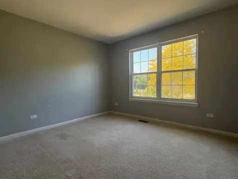 4827 West Pebble Beach Drive Wadsworth IL 60083