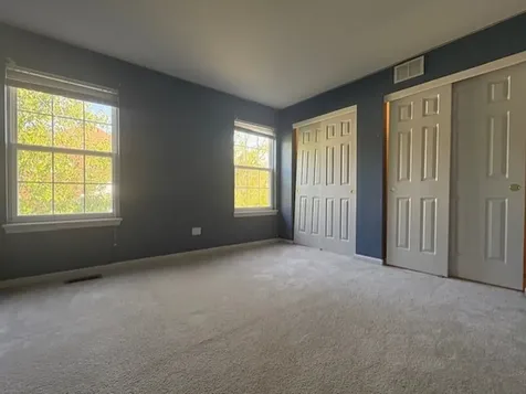 4827 West Pebble Beach Drive Wadsworth IL 60083