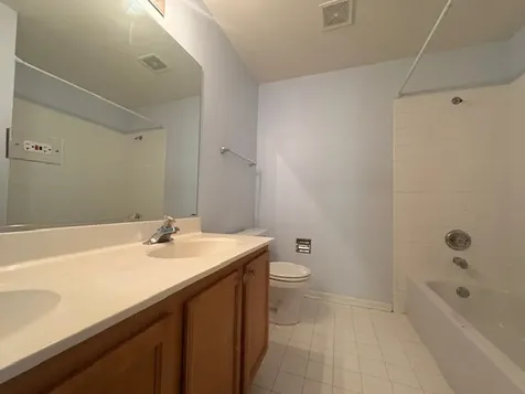 4827 West Pebble Beach Drive Wadsworth IL 60083