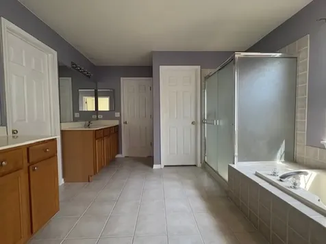 4827 West Pebble Beach Drive Wadsworth IL 60083