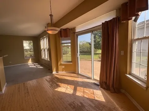 4827 West Pebble Beach Drive Wadsworth IL 60083