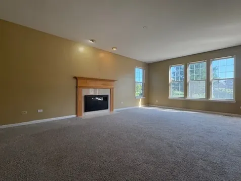 4827 West Pebble Beach Drive Wadsworth IL 60083