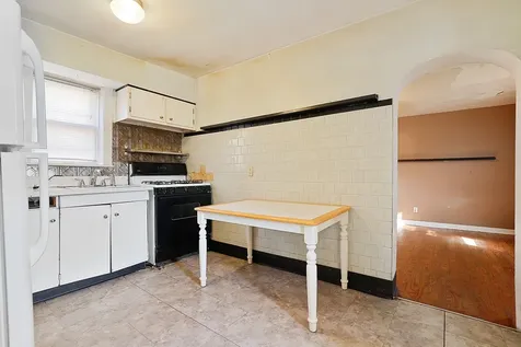 331 East 22nd Street Chicago Heights IL 60411