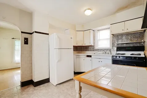 331 East 22nd Street Chicago Heights IL 60411