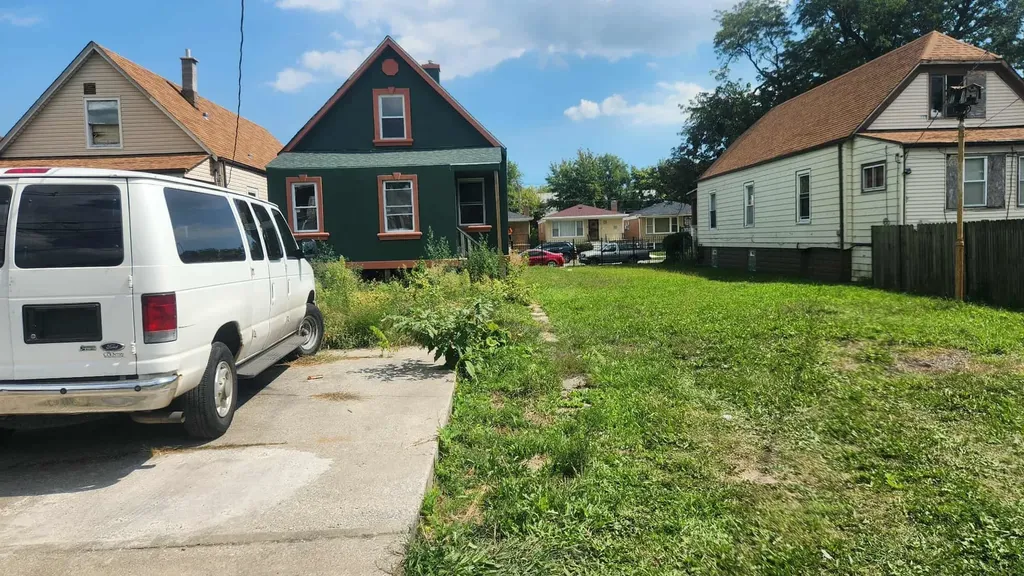 6608 South Bell Avenue Chicago IL 60636