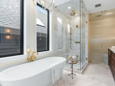 3041 North Leavitt Street Chicago IL 60618