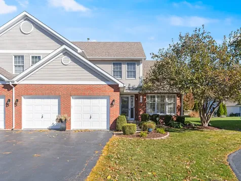 3419 Lake Side Circle Joliet IL 60431