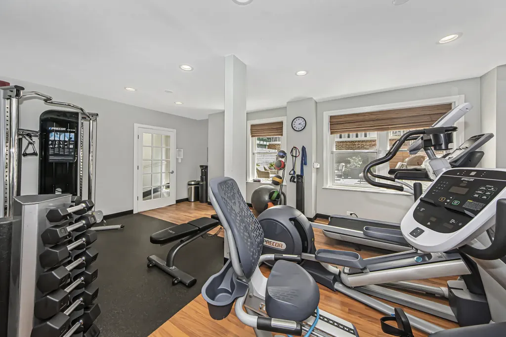 3920 North Lake Shore Drive Chicago IL 60613