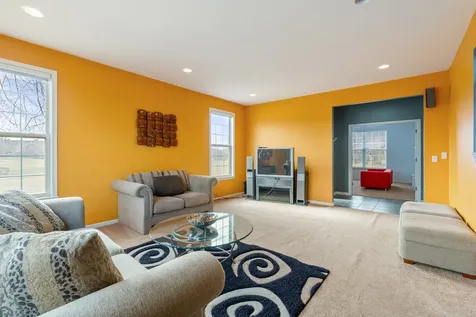 809 Magnuson Court Barrington IL 60010