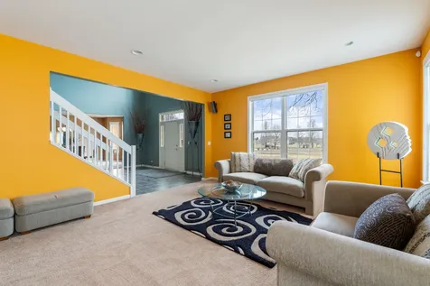 809 Magnuson Court Barrington IL 60010
