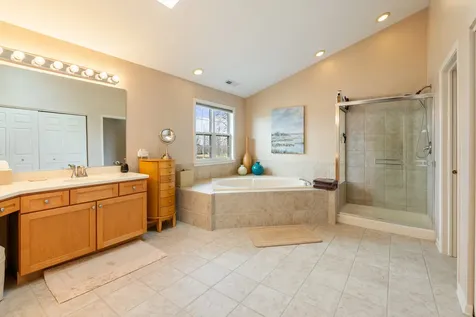 809 Magnuson Court Barrington IL 60010
