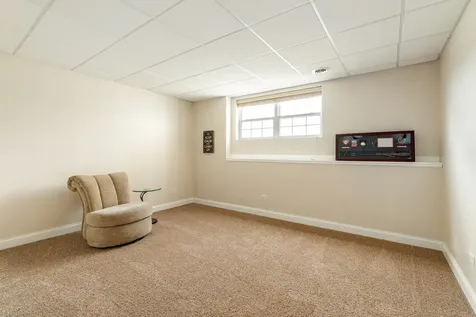 809 Magnuson Court Barrington IL 60010
