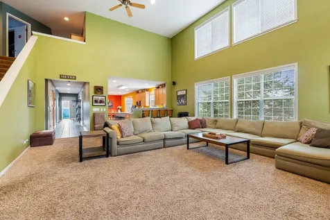809 Magnuson Court Barrington IL 60010