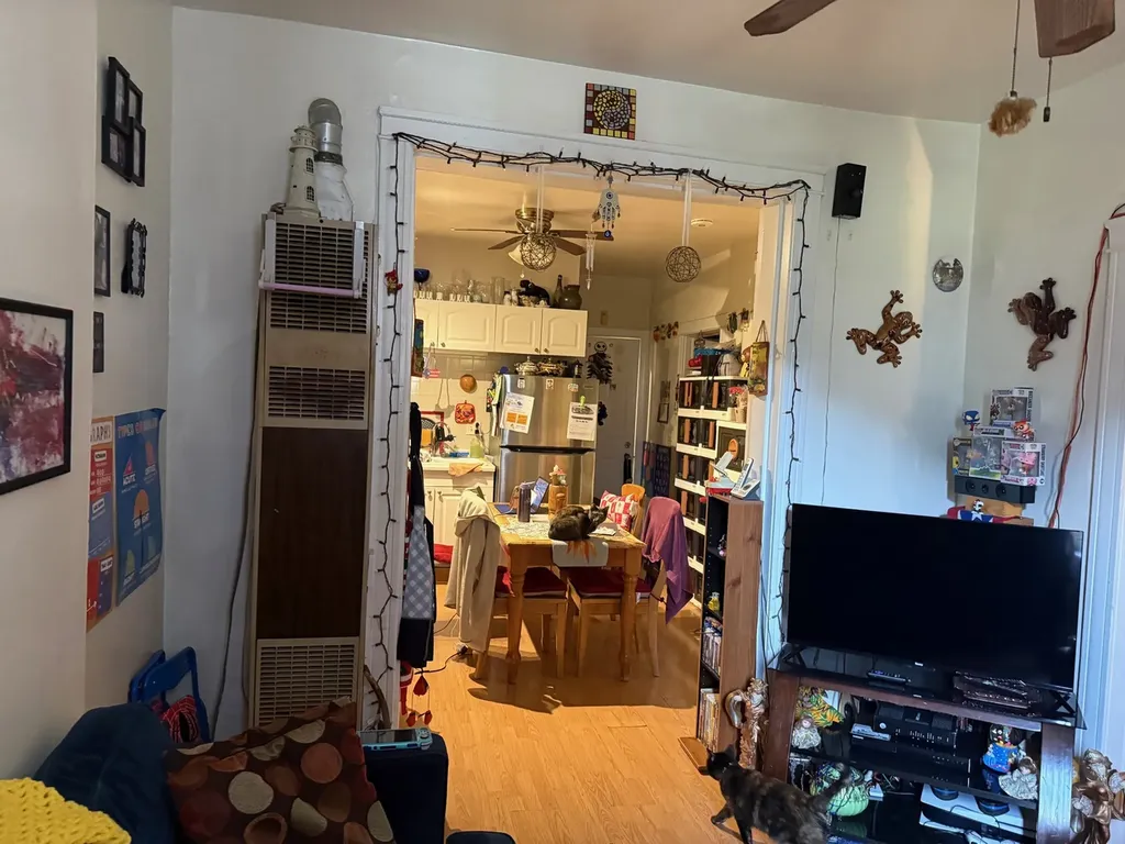 827 North Fairfield Avenue Chicago IL 60622