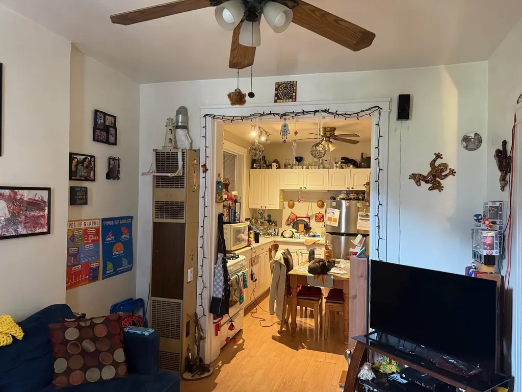 827 North Fairfield Avenue Chicago IL 60622