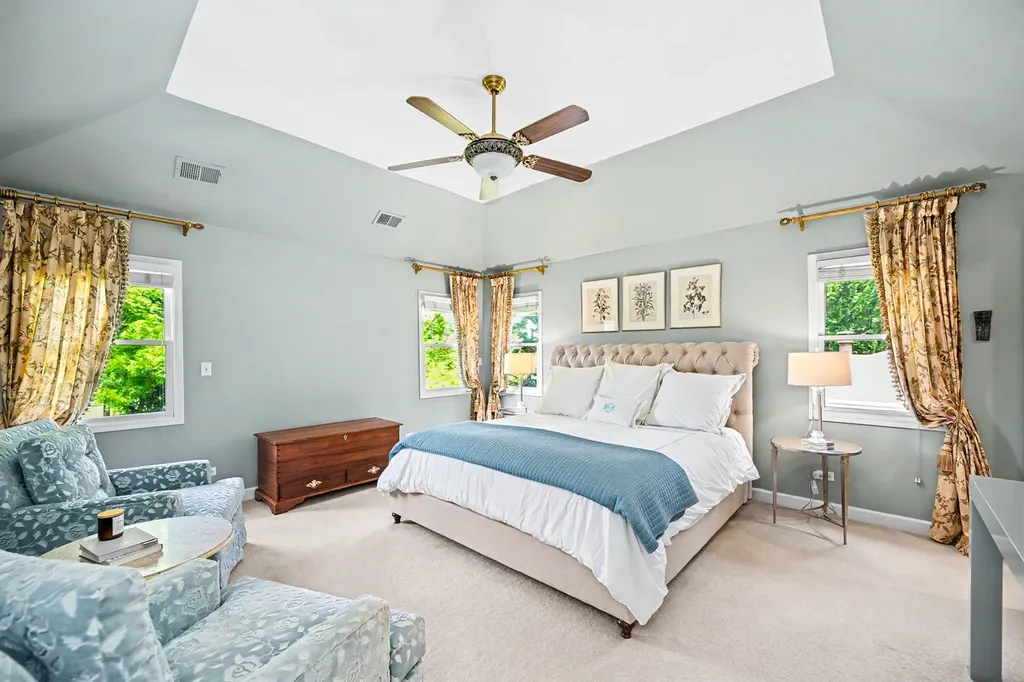 1028 Shady Lane Glen Ellyn IL 60137