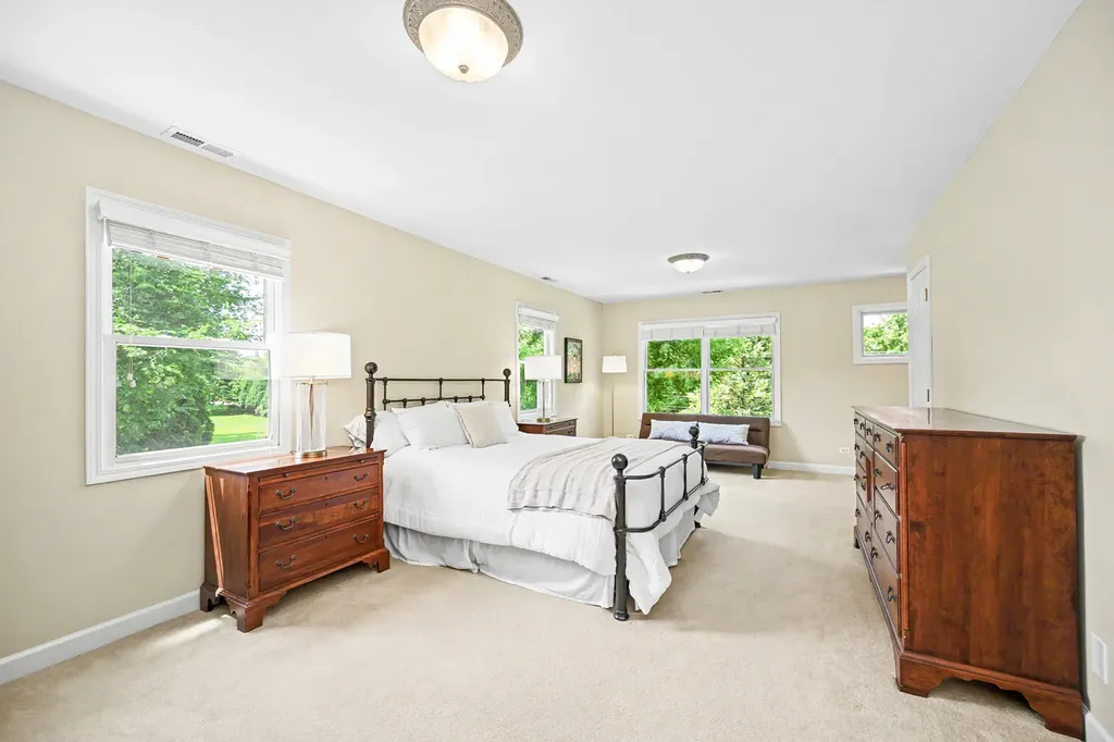 1028 Shady Lane Glen Ellyn IL 60137