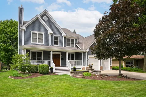 1028 Shady Lane Glen Ellyn IL 60137