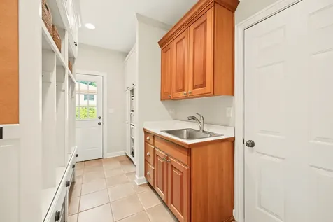 1028 Shady Lane Glen Ellyn IL 60137