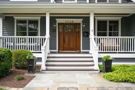 1028 Shady Lane Glen Ellyn IL 60137