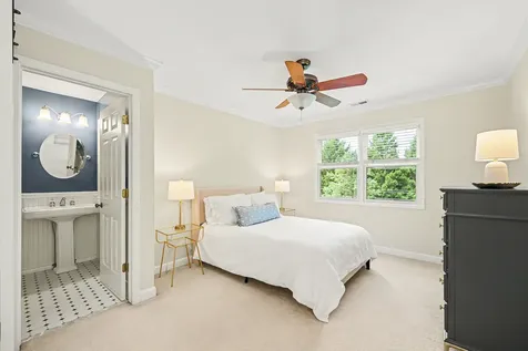 1028 Shady Lane Glen Ellyn IL 60137
