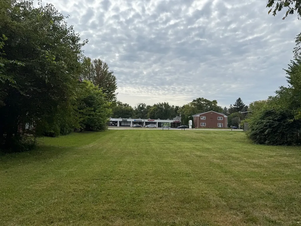 1632 Ogden Avenue Lisle IL 60532