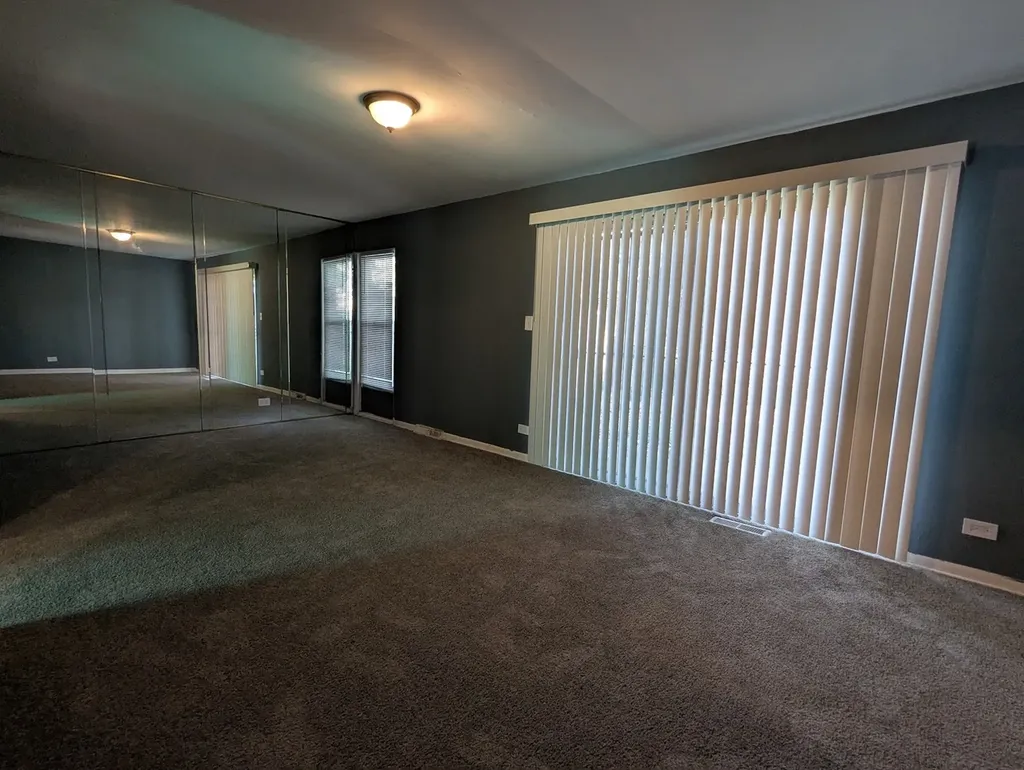 11530 South Racine Avenue Chicago IL 60643