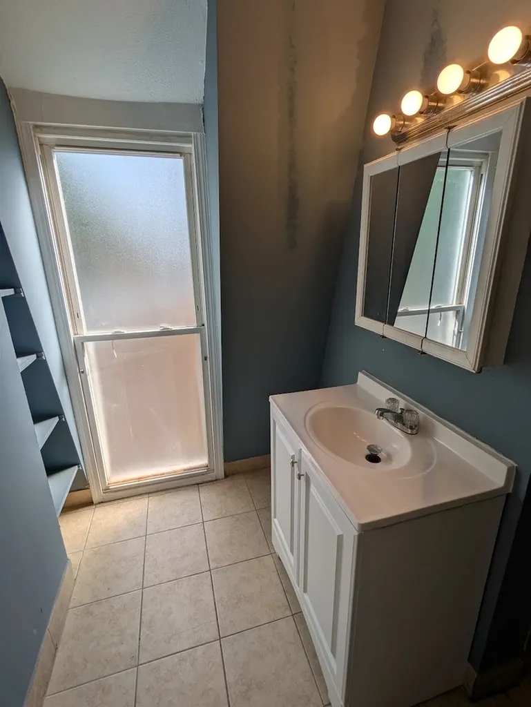 11530 South Racine Avenue Chicago IL 60643