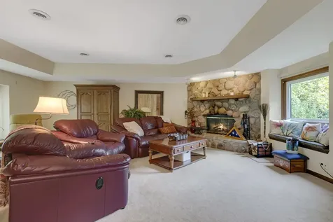 1211 South Grove Avenue Barrington IL 60010