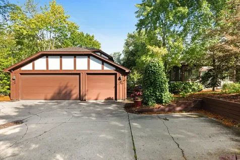 1211 South Grove Avenue Barrington IL 60010