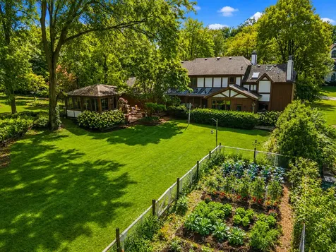 1211 South Grove Avenue Barrington IL 60010