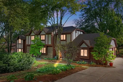 1211 South Grove Avenue Barrington IL 60010