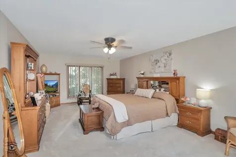 301 Meadows Road S Bourbonnais IL 60914