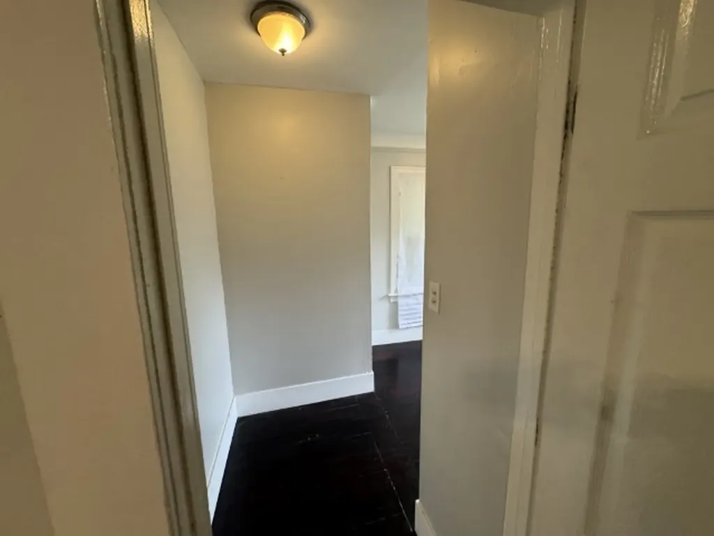10117 South Perry Avenue Chicago IL 60628
