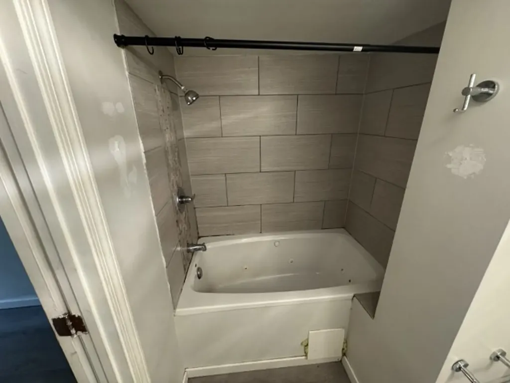 10117 South Perry Avenue Chicago IL 60628